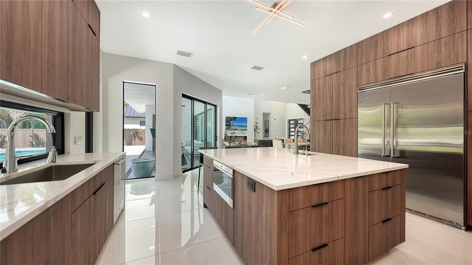 Single Family Residence at 1960 BOYCE ST, SARASOTA, photo 31 of 61