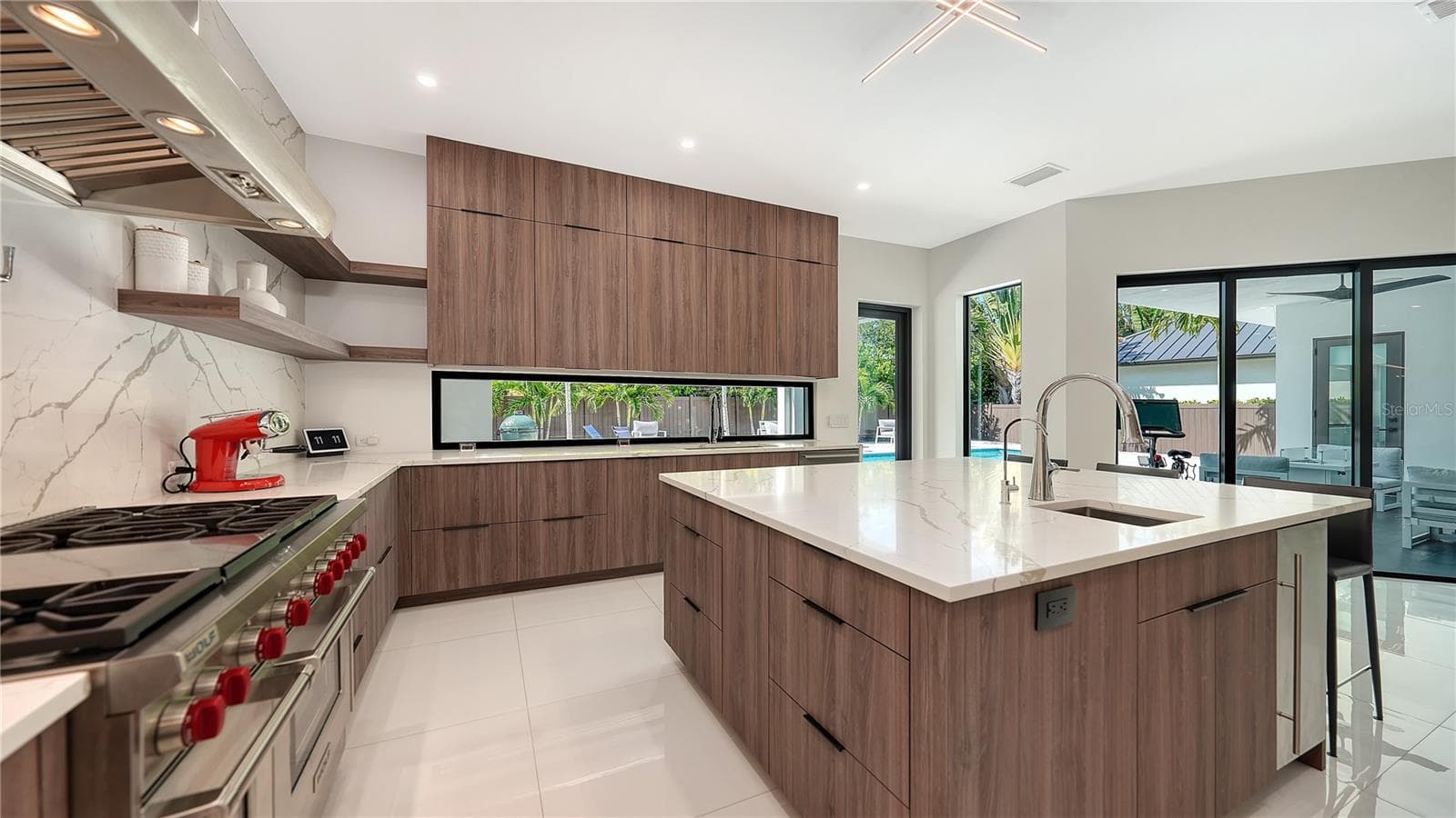 Single Family Residence at 1960 BOYCE ST, SARASOTA, photo 32 of 61