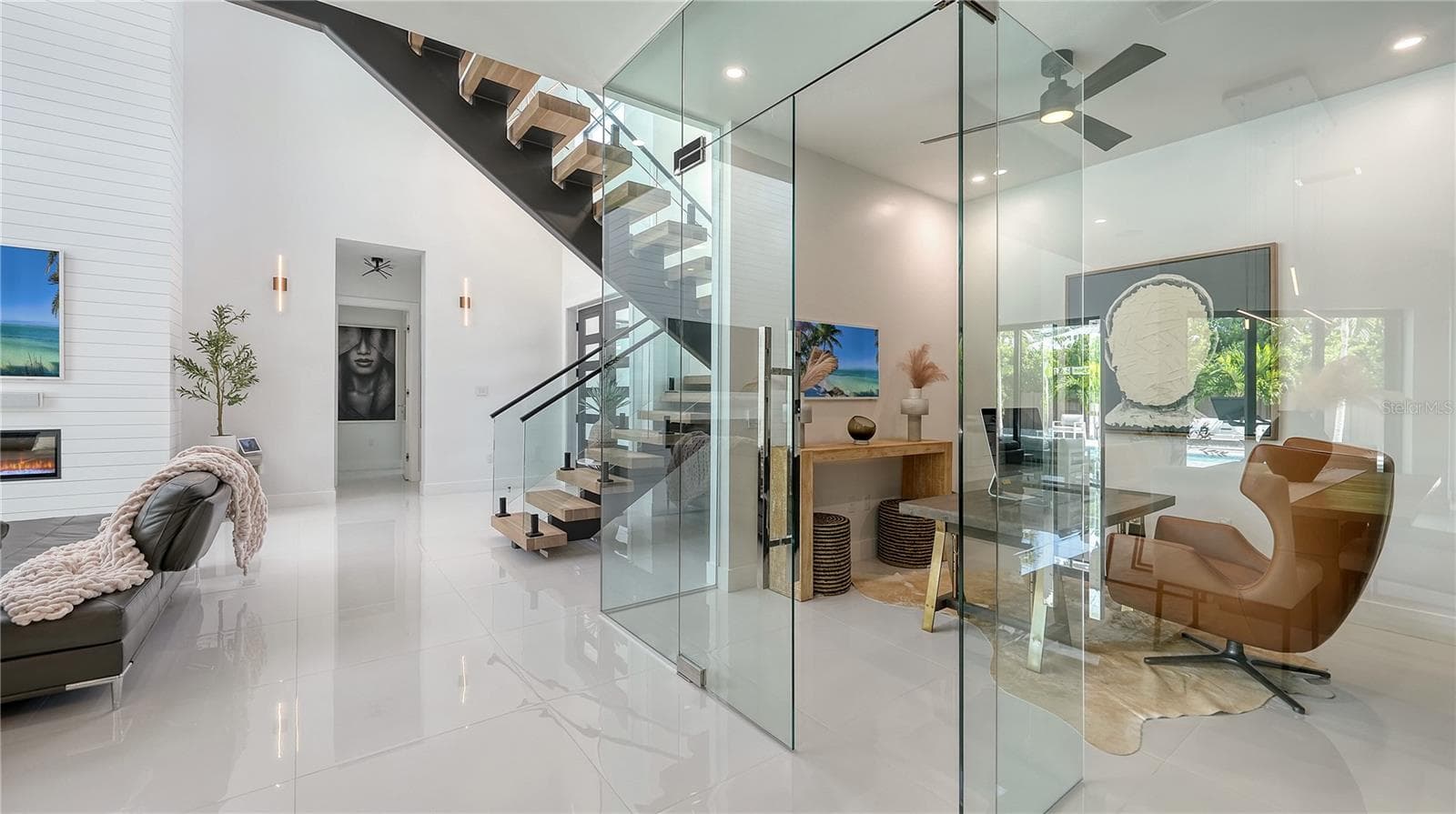 Single Family Residence at 1960 BOYCE ST, SARASOTA, photo 33 of 61