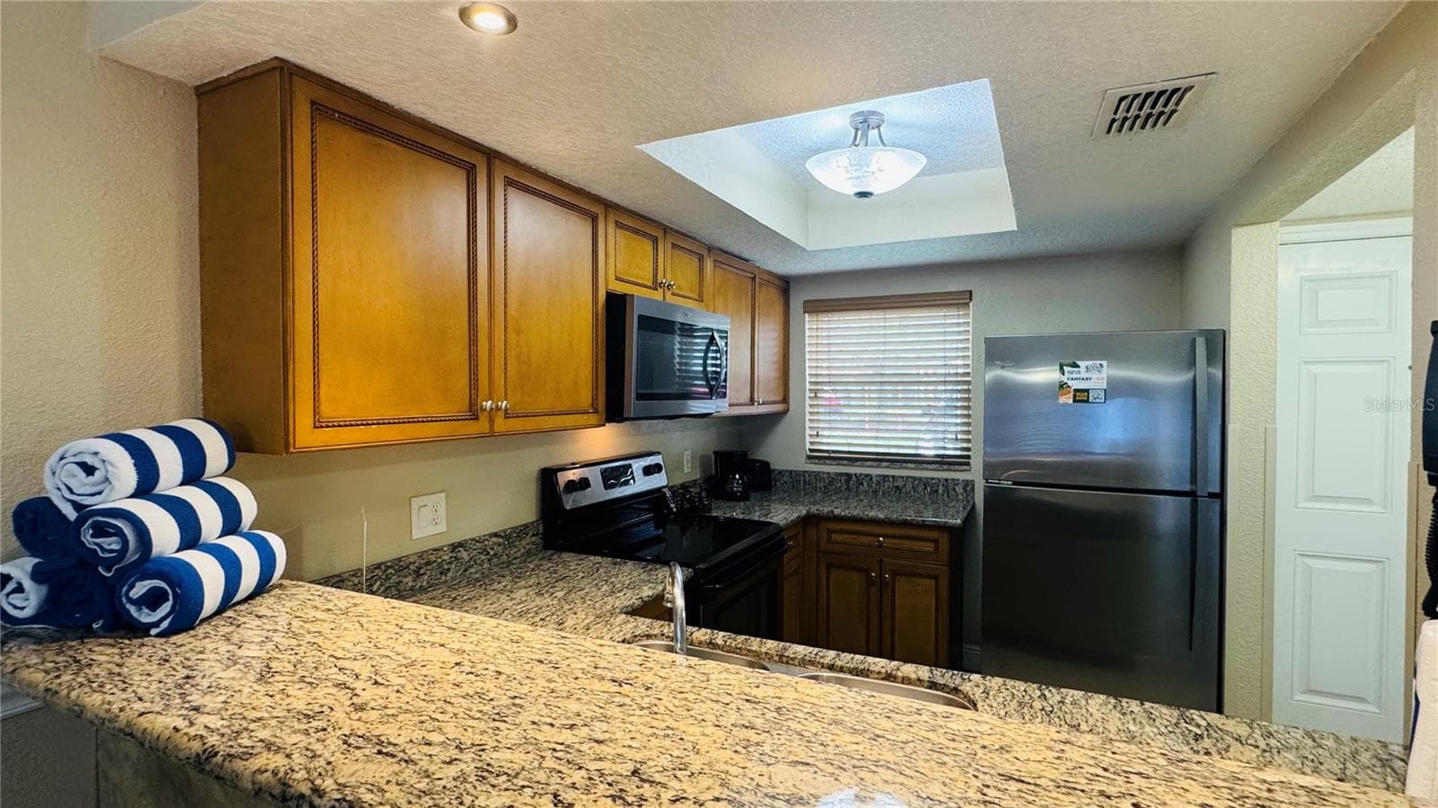 Single Family Residence at 1125 SPACEPORT CT, KISSIMMEE, photo 4 of 22