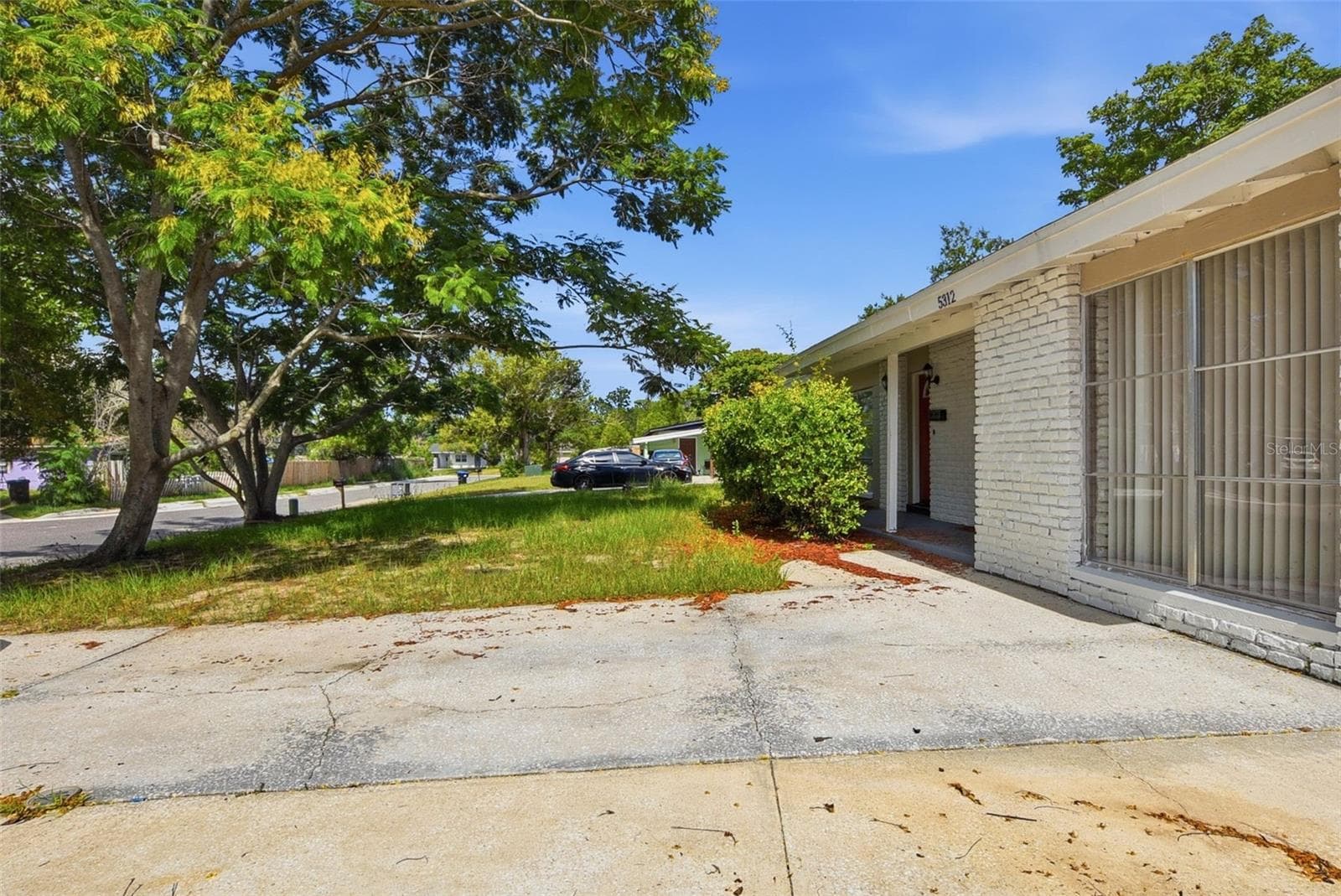 Single Family Residence at 5312 COVENTRY DR, ORLANDO, photo 2 of 38