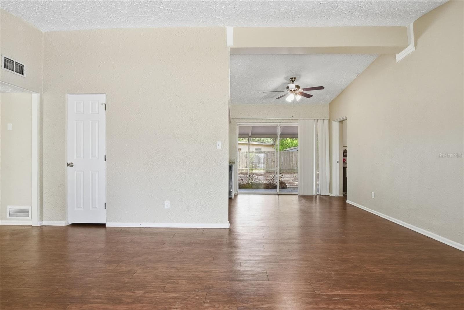 Single Family Residence at 5312 COVENTRY DR, ORLANDO, photo 10 of 38