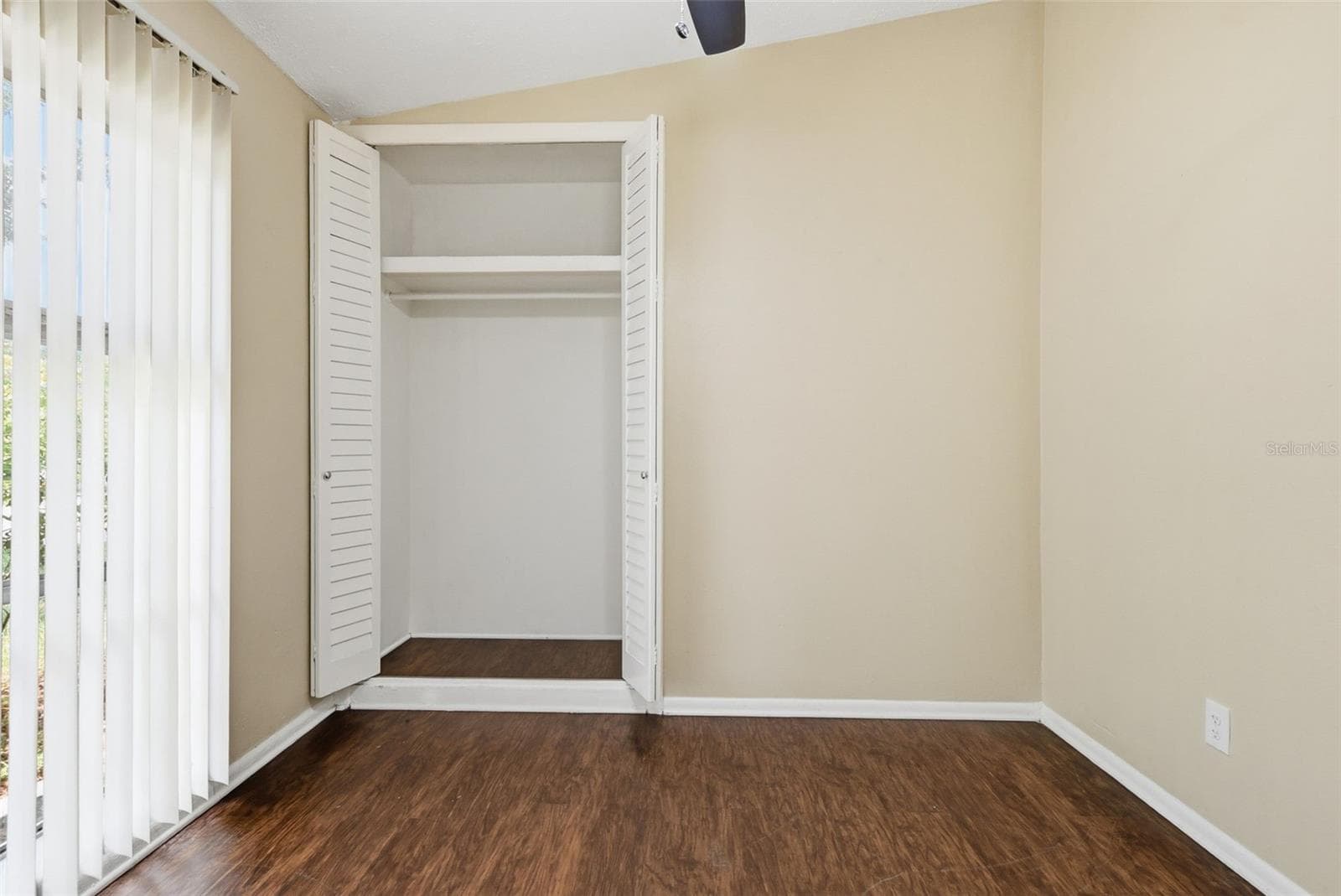 Single Family Residence at 5312 COVENTRY DR, ORLANDO, photo 17 of 38