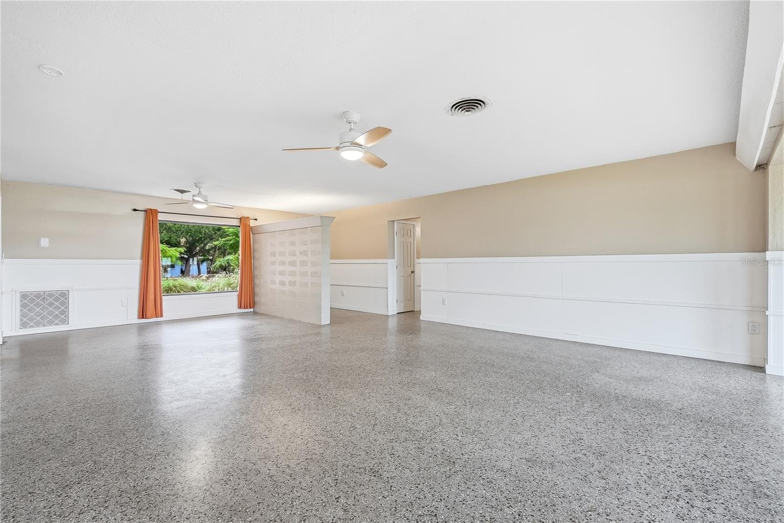 Single Family Residence at 3860 BELLE VISTA E, ST PETE BEACH, photo 10 of 29
