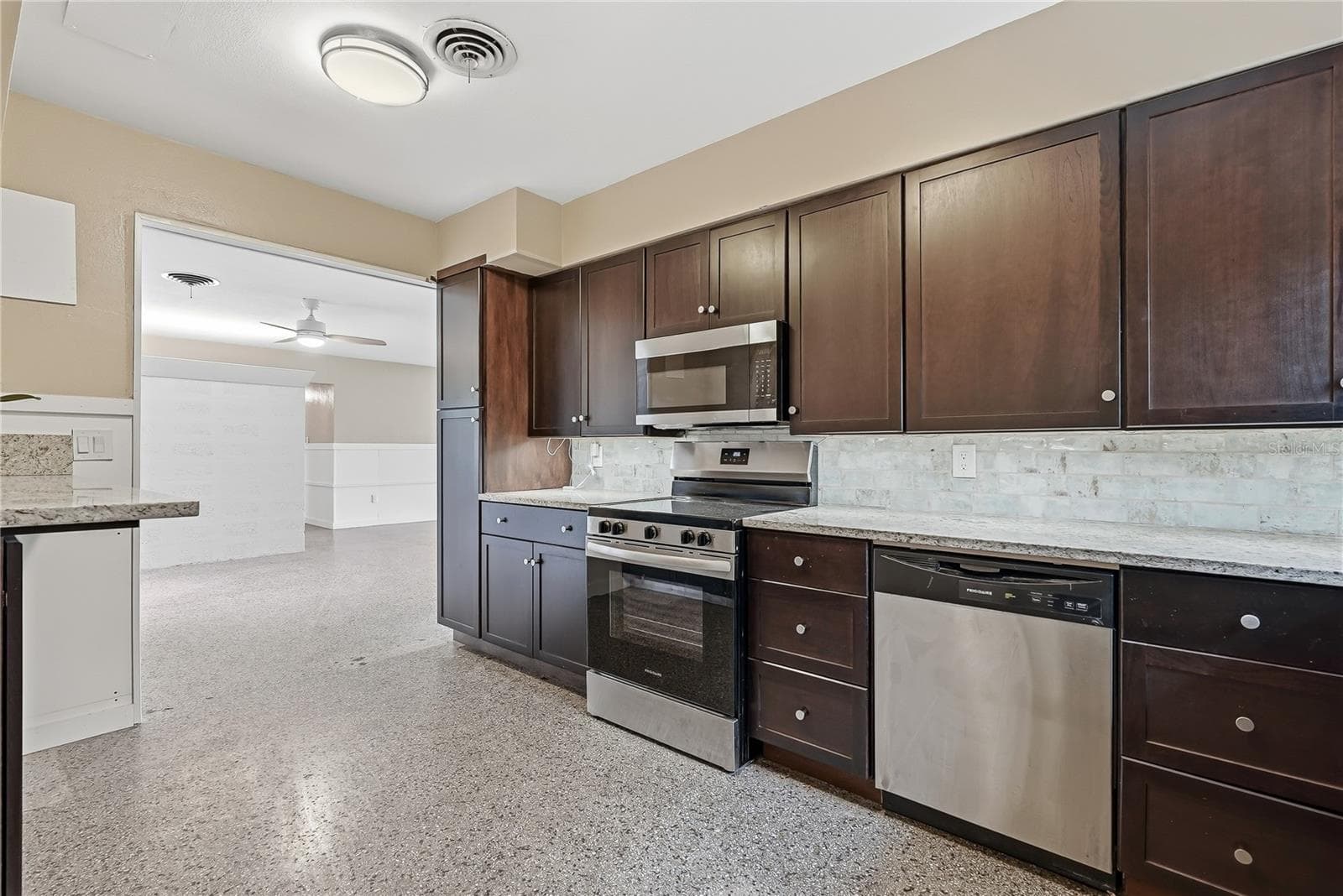 Single Family Residence at 3860 BELLE VISTA E, ST PETE BEACH, photo 13 of 29