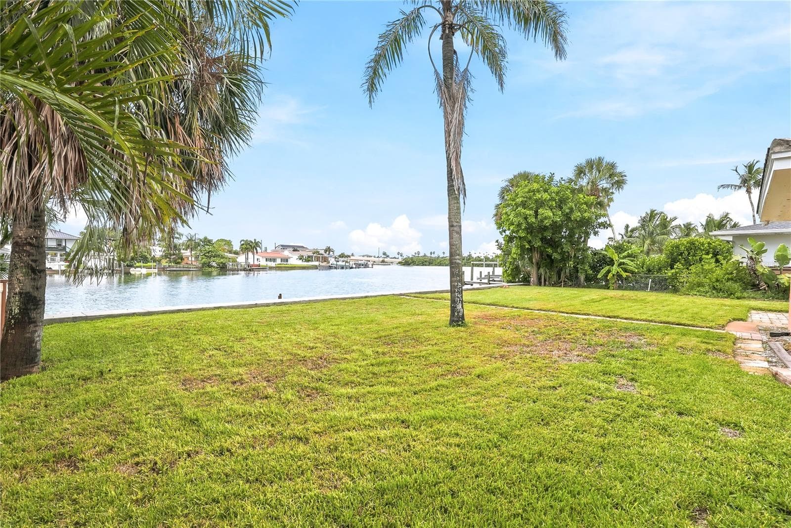 Single Family Residence at 3860 BELLE VISTA E, ST PETE BEACH, photo 26 of 29