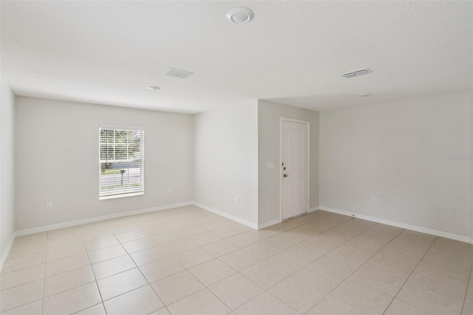 Single Family Residence at 1602 ORNE ST, MASCOTTE, photo 5 of 28