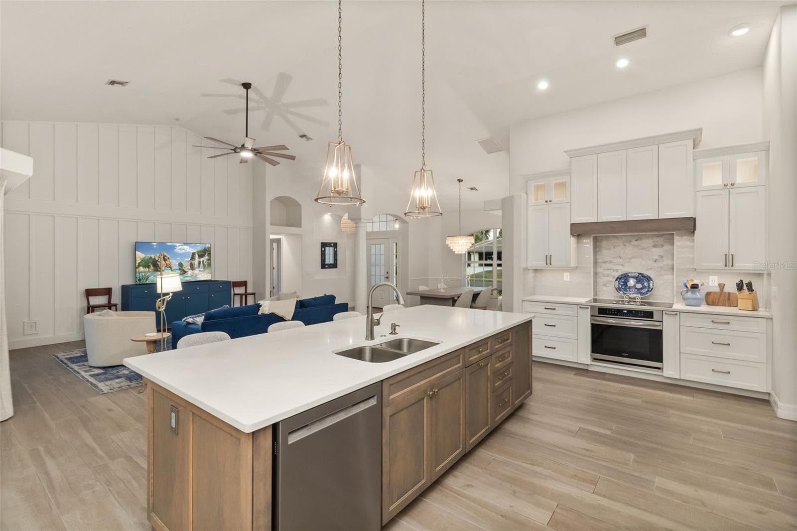 Single Family Residence at 495 CORAL CREEK DR, PLACIDA, photo 9 of 42