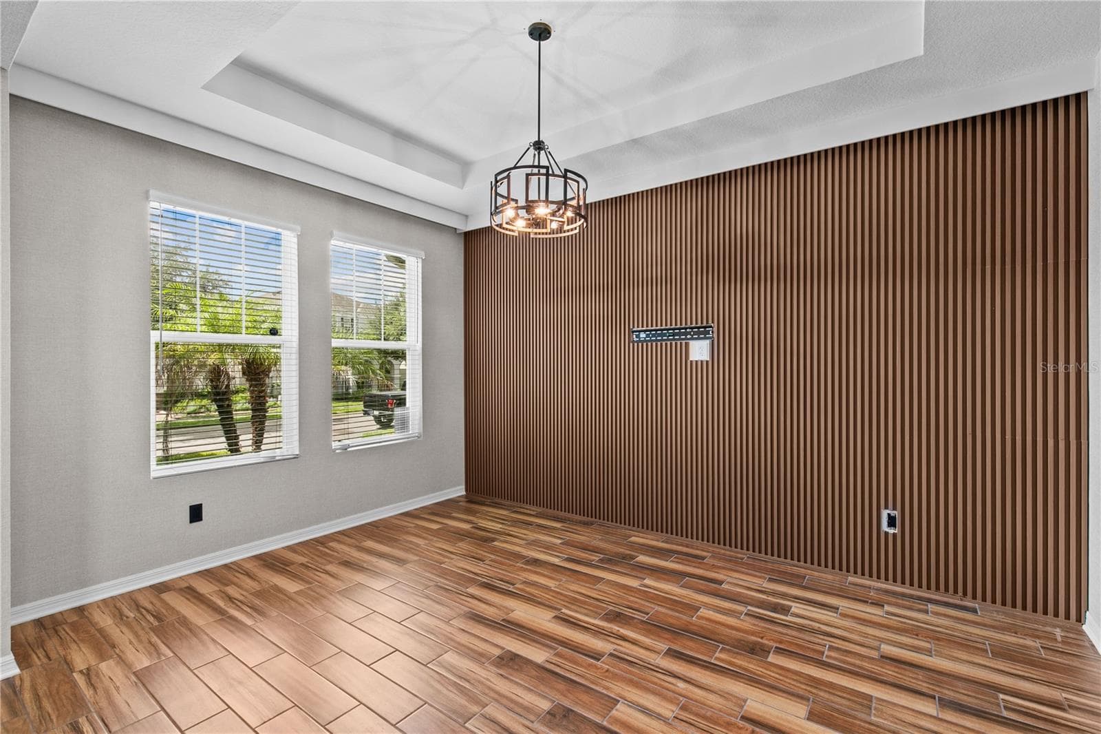 Single Family Residence at 14776 MAGNOLIA RIDGE LOOP, WINTER GARDEN, photo 4 of 55