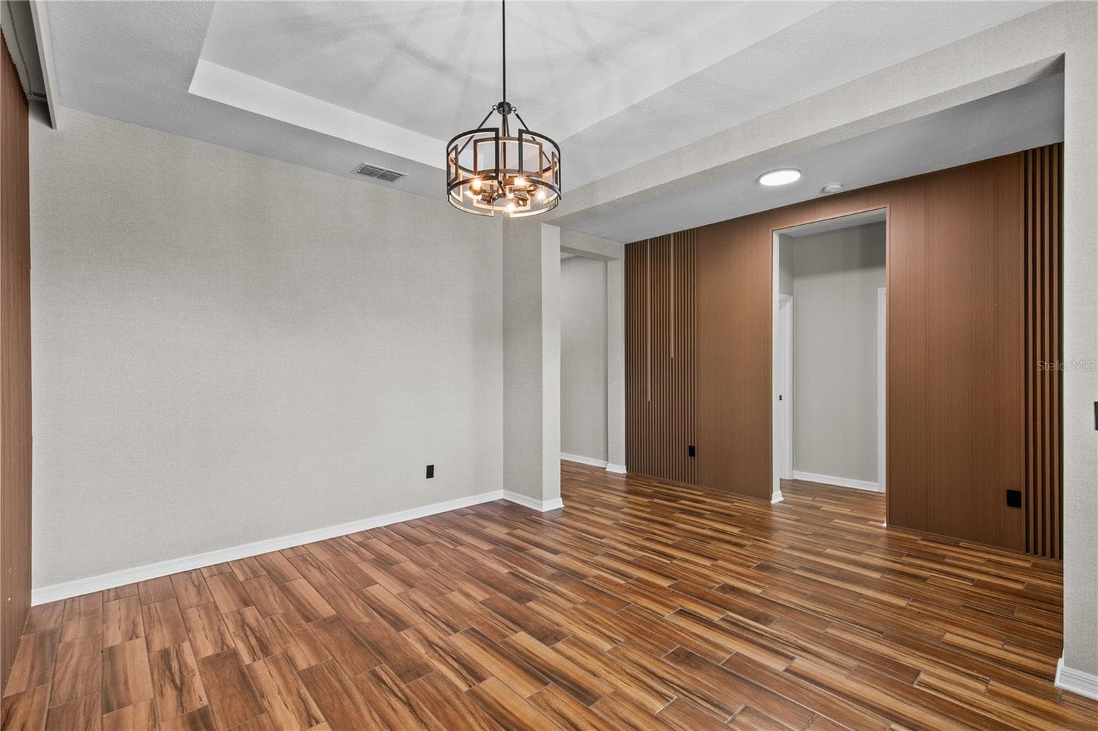 Single Family Residence at 14776 MAGNOLIA RIDGE LOOP, WINTER GARDEN, photo 5 of 55