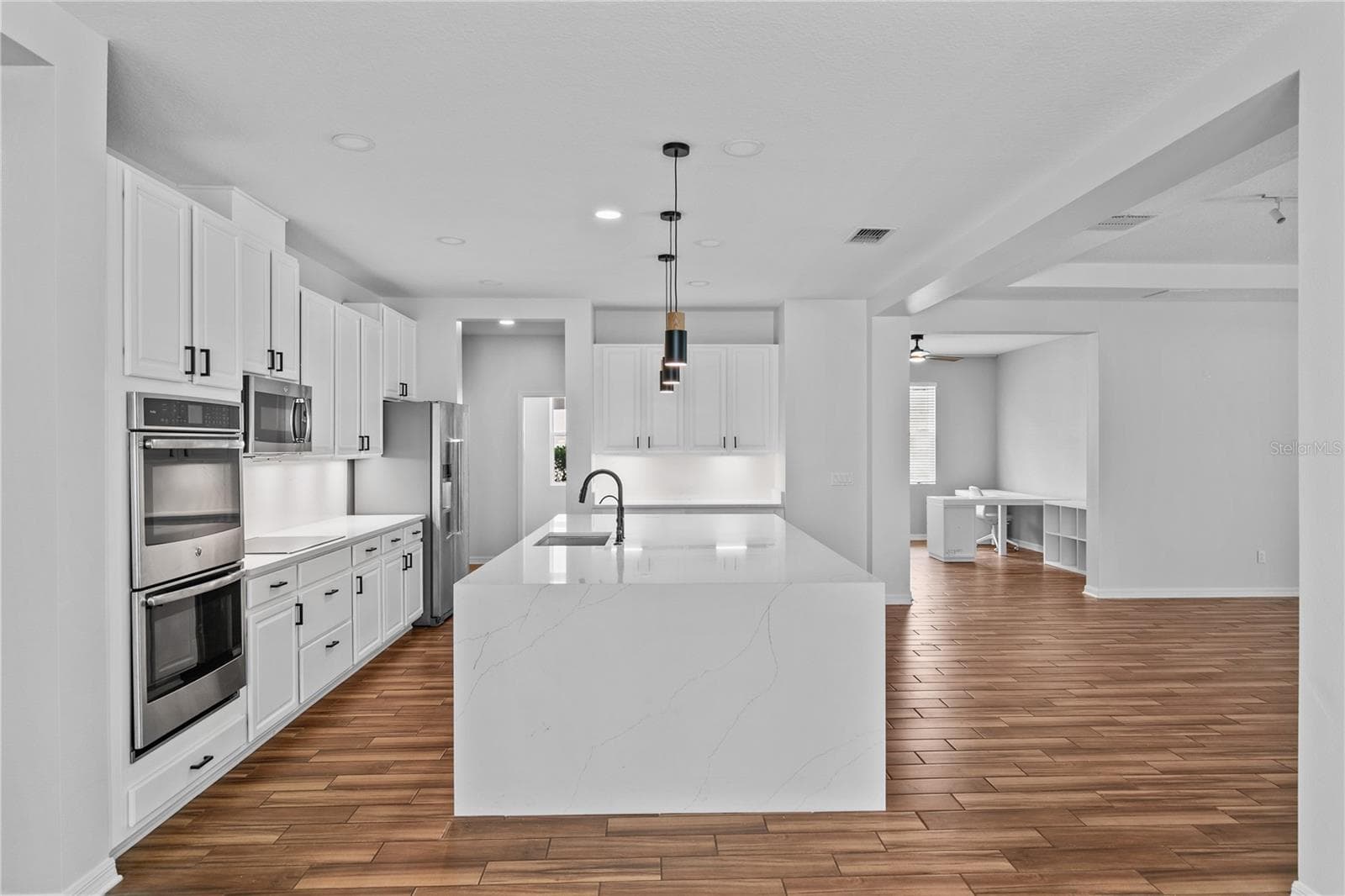 Single Family Residence at 14776 MAGNOLIA RIDGE LOOP, WINTER GARDEN, photo 12 of 55