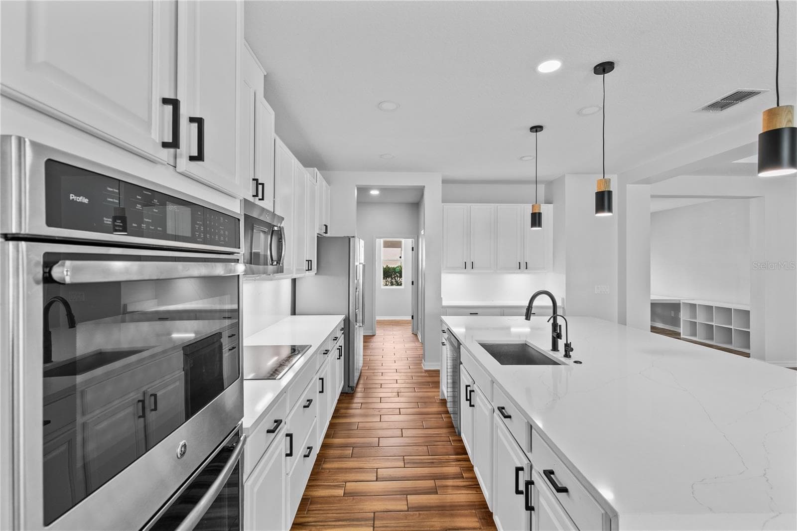 Single Family Residence at 14776 MAGNOLIA RIDGE LOOP, WINTER GARDEN, photo 17 of 55