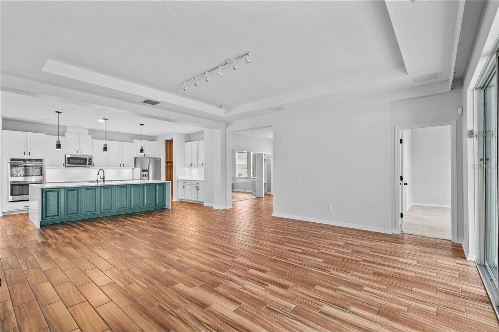 Single Family Residence at 14776 MAGNOLIA RIDGE LOOP, WINTER GARDEN, photo 19 of 55