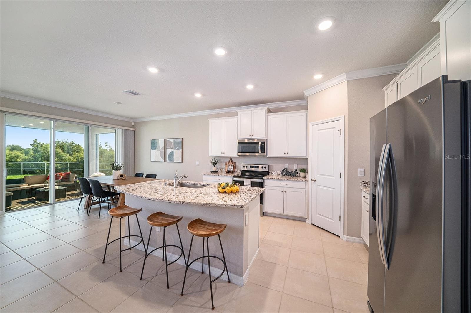 Single Family Residence at 5430 THISTLE FIELD CT, WESLEY CHAPEL, photo 9 of 48