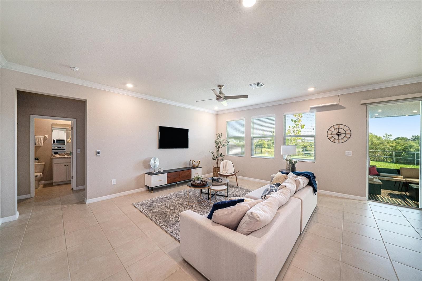 Single Family Residence at 5430 THISTLE FIELD CT, WESLEY CHAPEL, photo 10 of 48