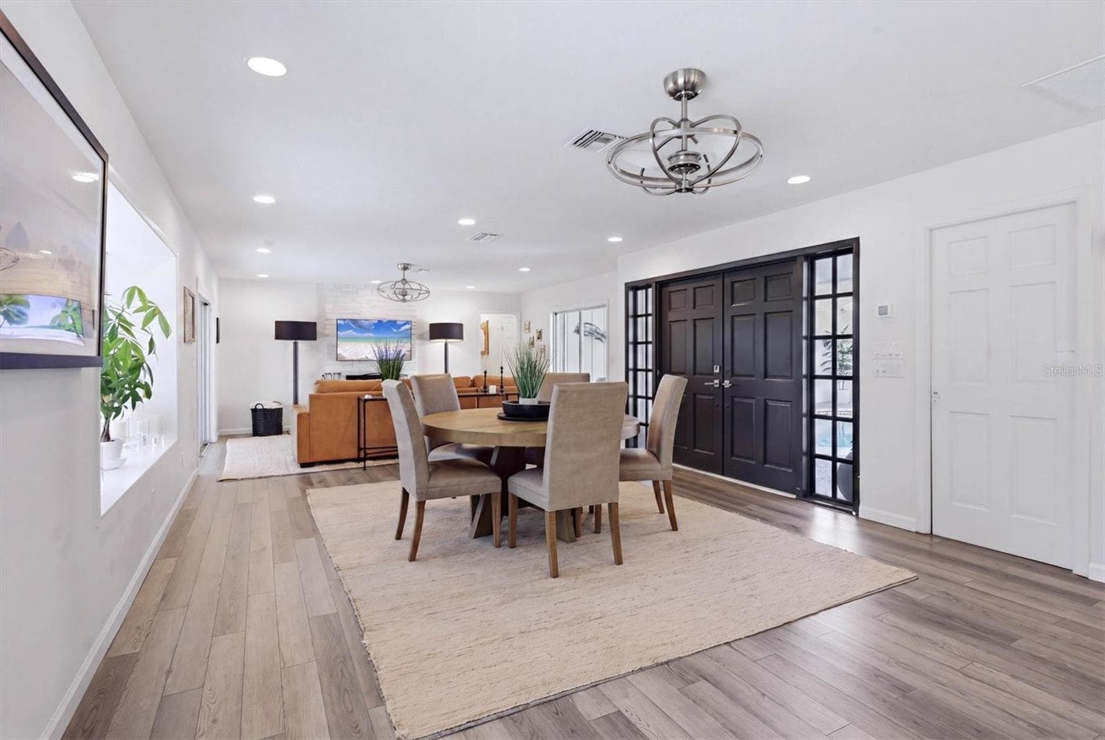 Single Family Residence at 1761 SANDALWOOD DR, SARASOTA, photo 13 of 81