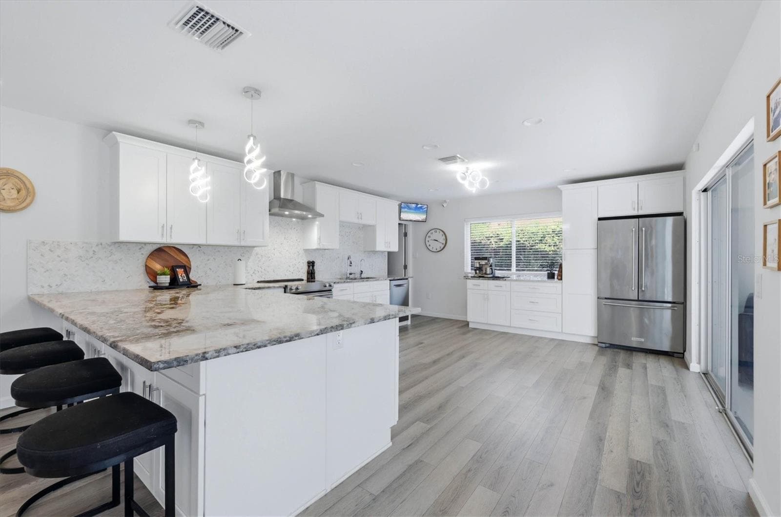 Single Family Residence at 1761 SANDALWOOD DR, SARASOTA, photo 17 of 81