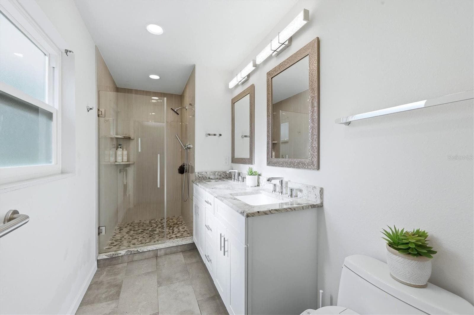 Single Family Residence at 1761 SANDALWOOD DR, SARASOTA, photo 24 of 81