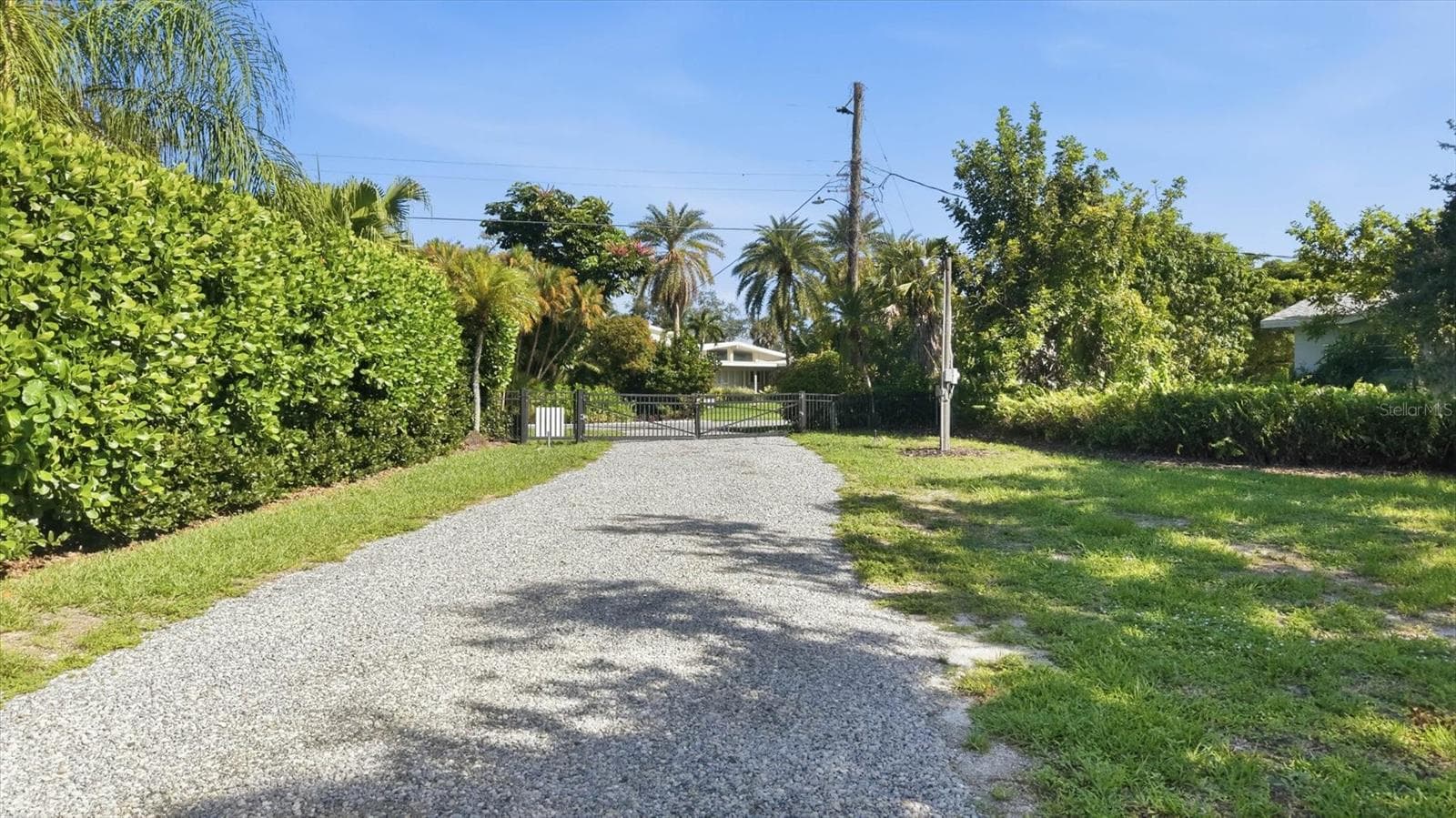 Single Family Residence at 1761 SANDALWOOD DR, SARASOTA, photo 74 of 81