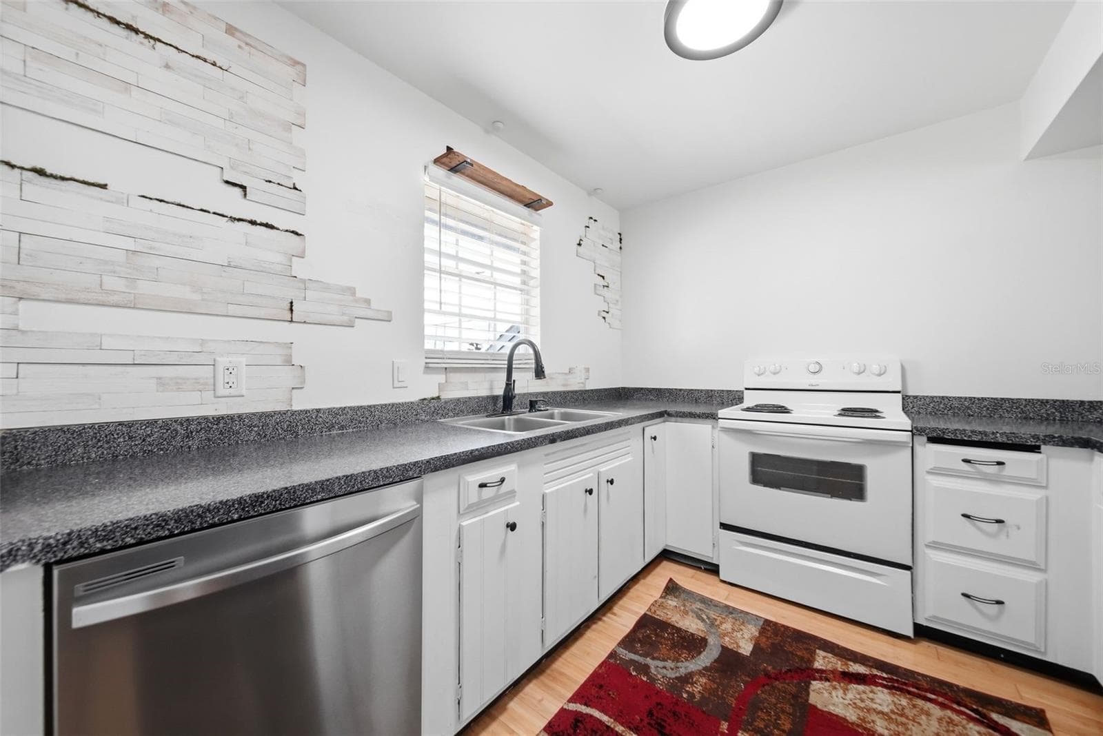 Condominium at 1026 VILLA LN #14, APOPKA, photo 11 of 35