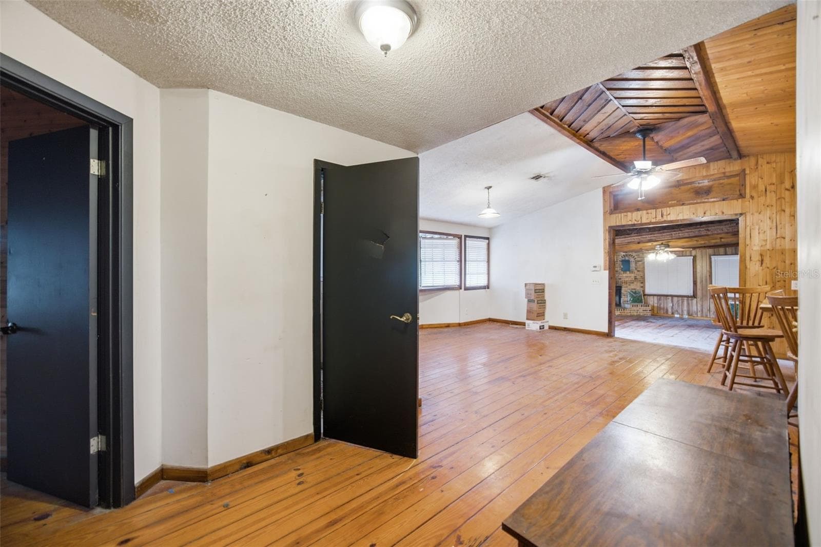 Single Family Residence at 1810 BLAND WAY, DOVER, photo 16 of 69