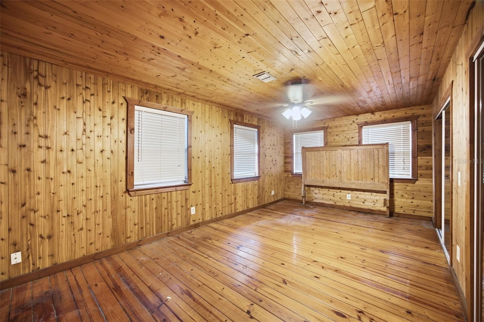 Single Family Residence at 1810 BLAND WAY, DOVER, photo 18 of 69