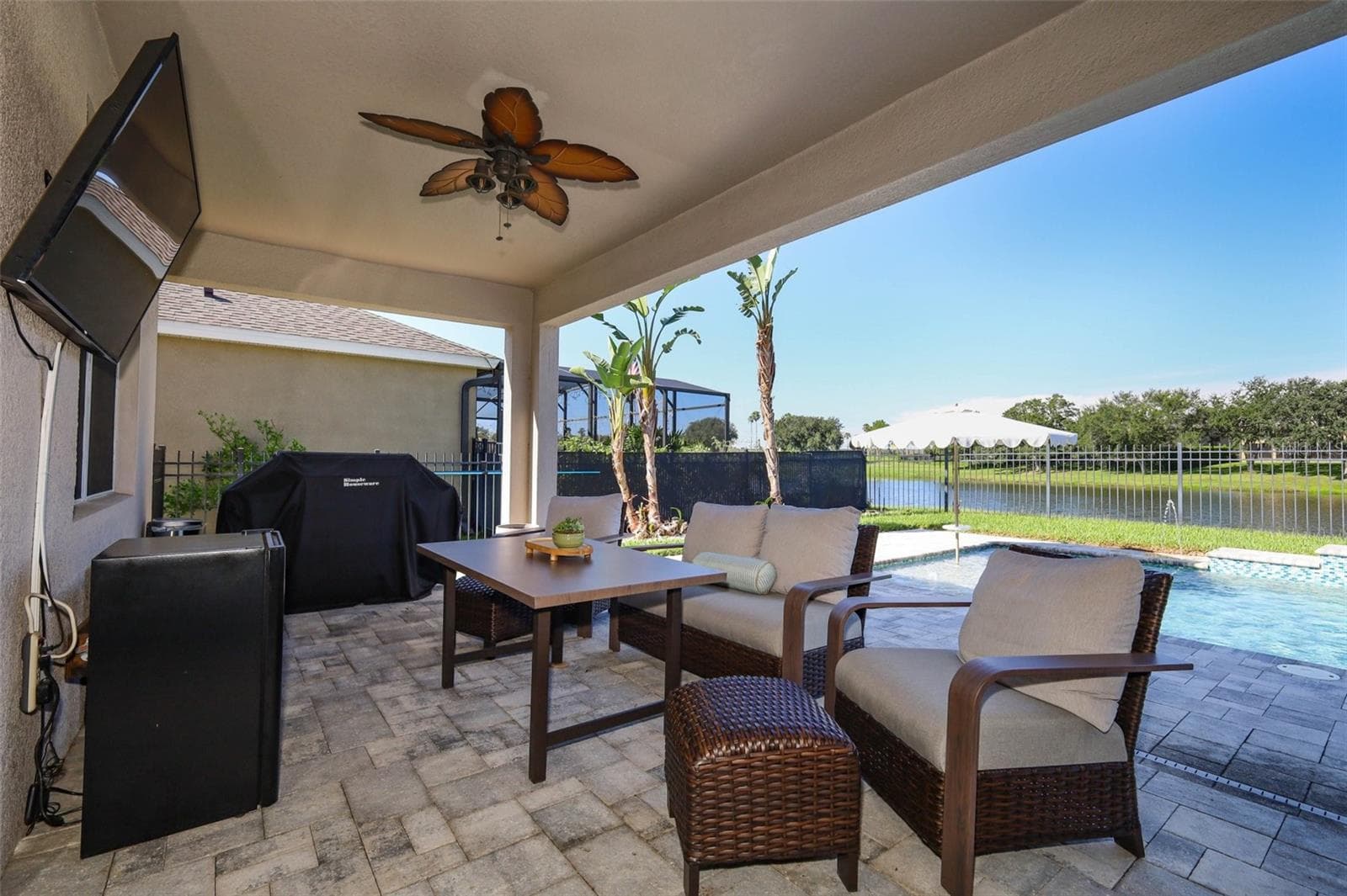 Single Family Residence at 2420 BALFORN TOWER WAY, WINTER GARDEN, photo 19 of 46