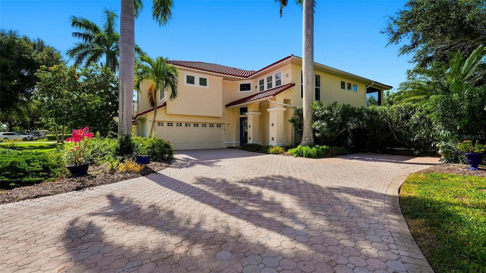 Half Duplex at 12402 HARBOUR LANDINGS DR, CORTEZ, photo 3 of 50