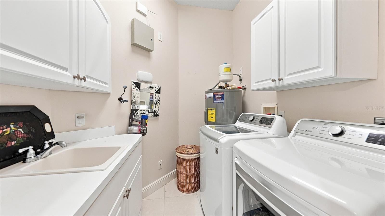 Half Duplex at 12402 HARBOUR LANDINGS DR, CORTEZ, photo 24 of 50