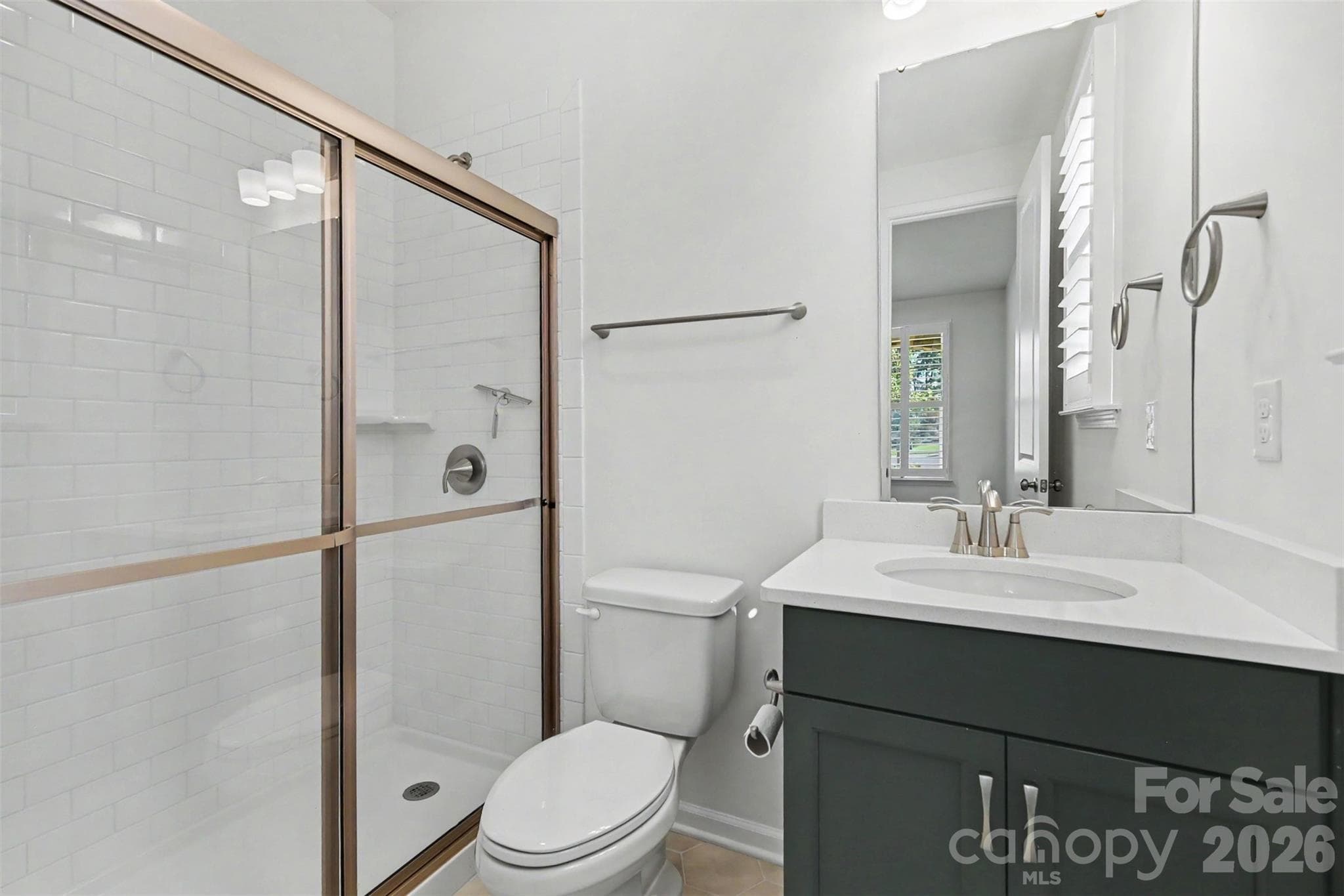 Single Family Residence at 8017 Creek Park Drive, Denver, photo 26 of 31