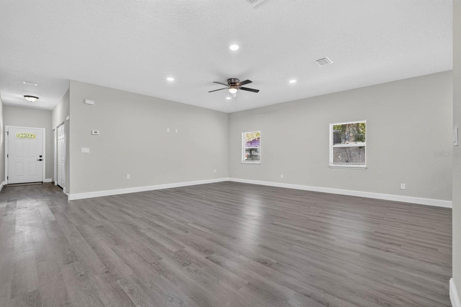 Single Family Residence at 757 INDIANA ST, DAYTONA BEACH, photo 11 of 41
