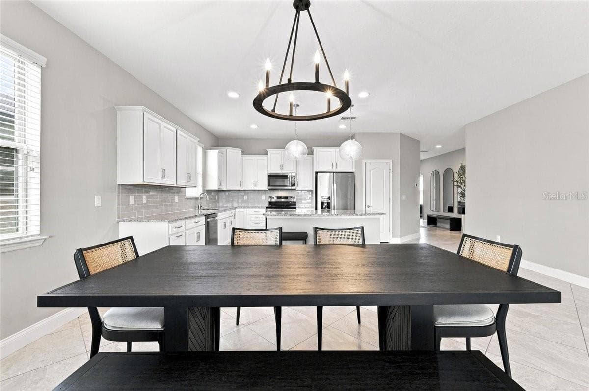 Single Family Residence at 9113 GRANT LINE LN, RIVERVIEW, photo 12 of 53