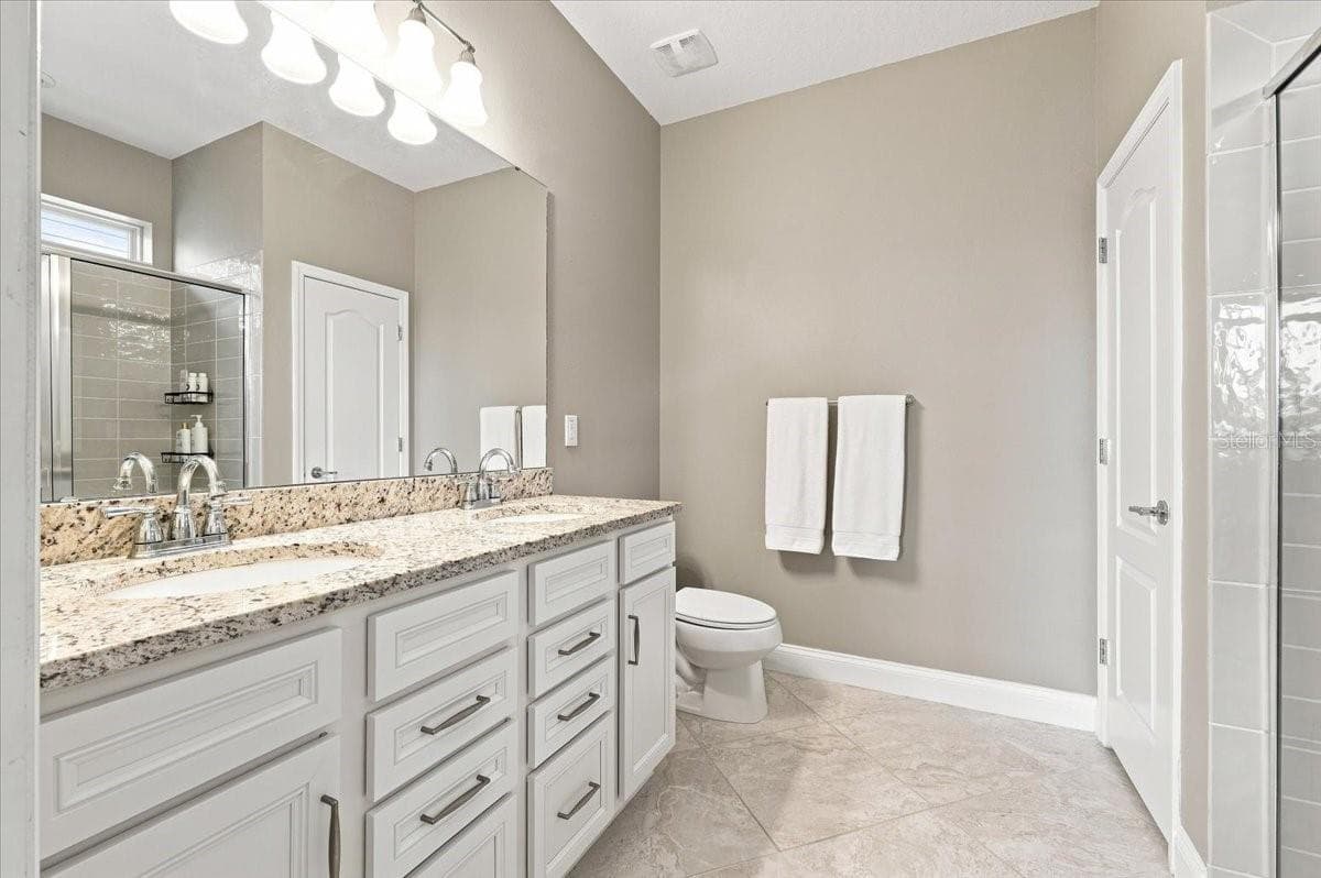 Single Family Residence at 9113 GRANT LINE LN, RIVERVIEW, photo 17 of 53