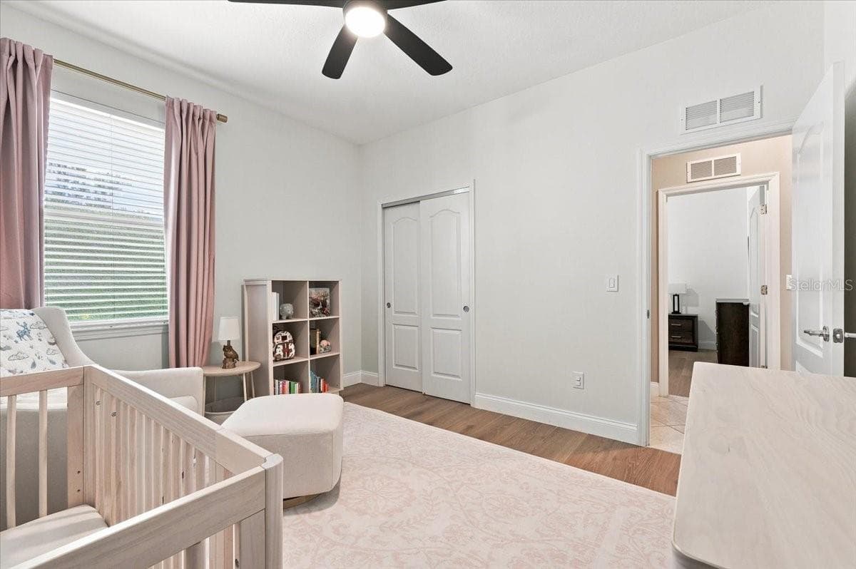 Single Family Residence at 9113 GRANT LINE LN, RIVERVIEW, photo 21 of 53