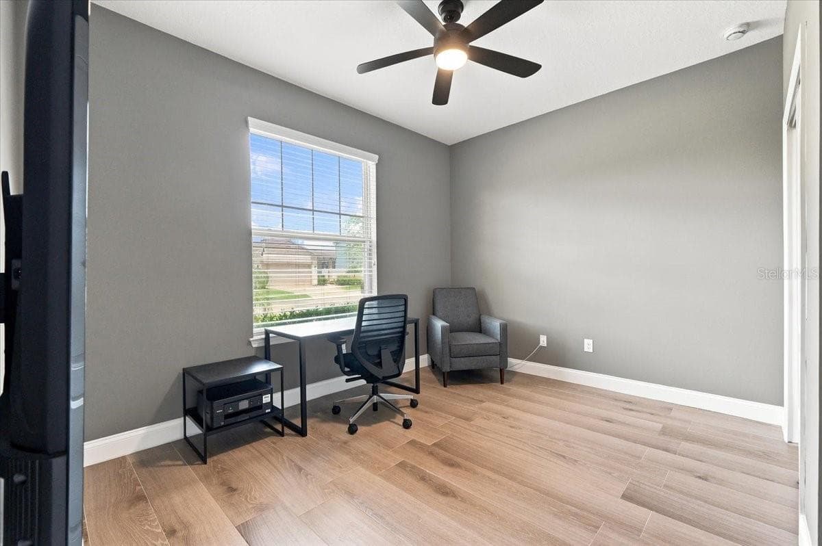 Single Family Residence at 9113 GRANT LINE LN, RIVERVIEW, photo 29 of 53