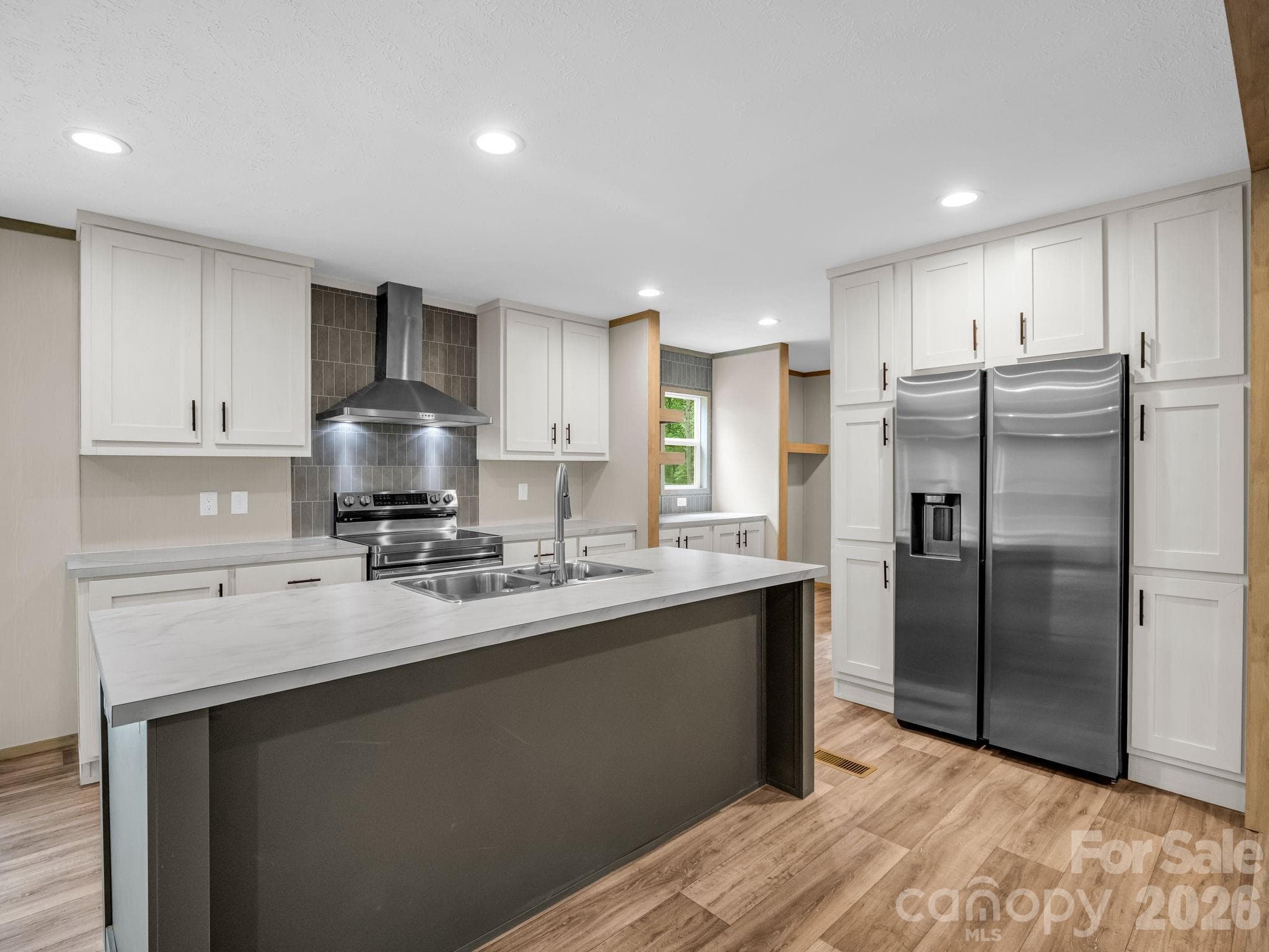 Modern Kitchen - 2617 Hudlow Road, Forest City