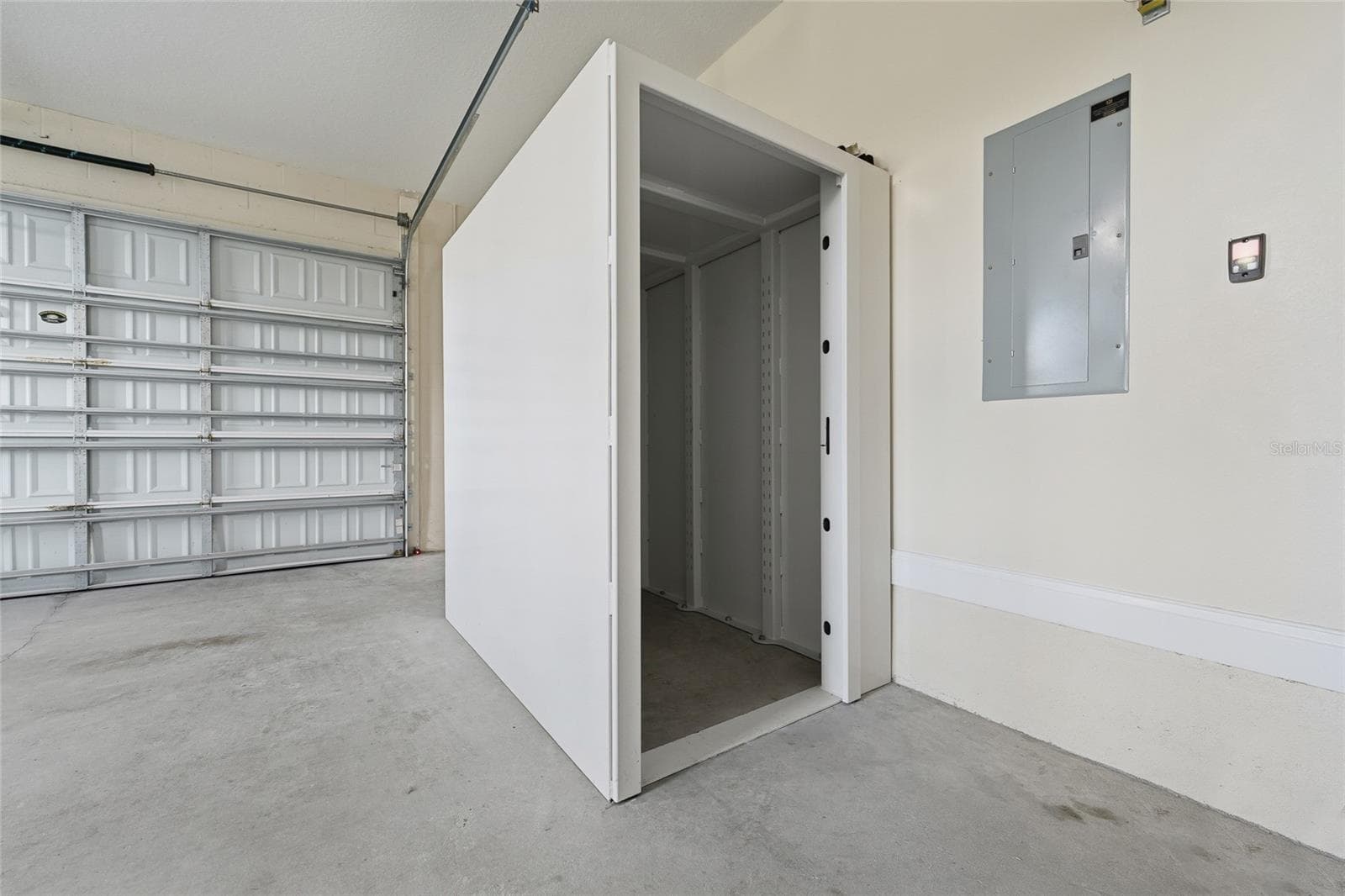 Storm Shelter - 4441 DEER RUN RD, ST CLOUD