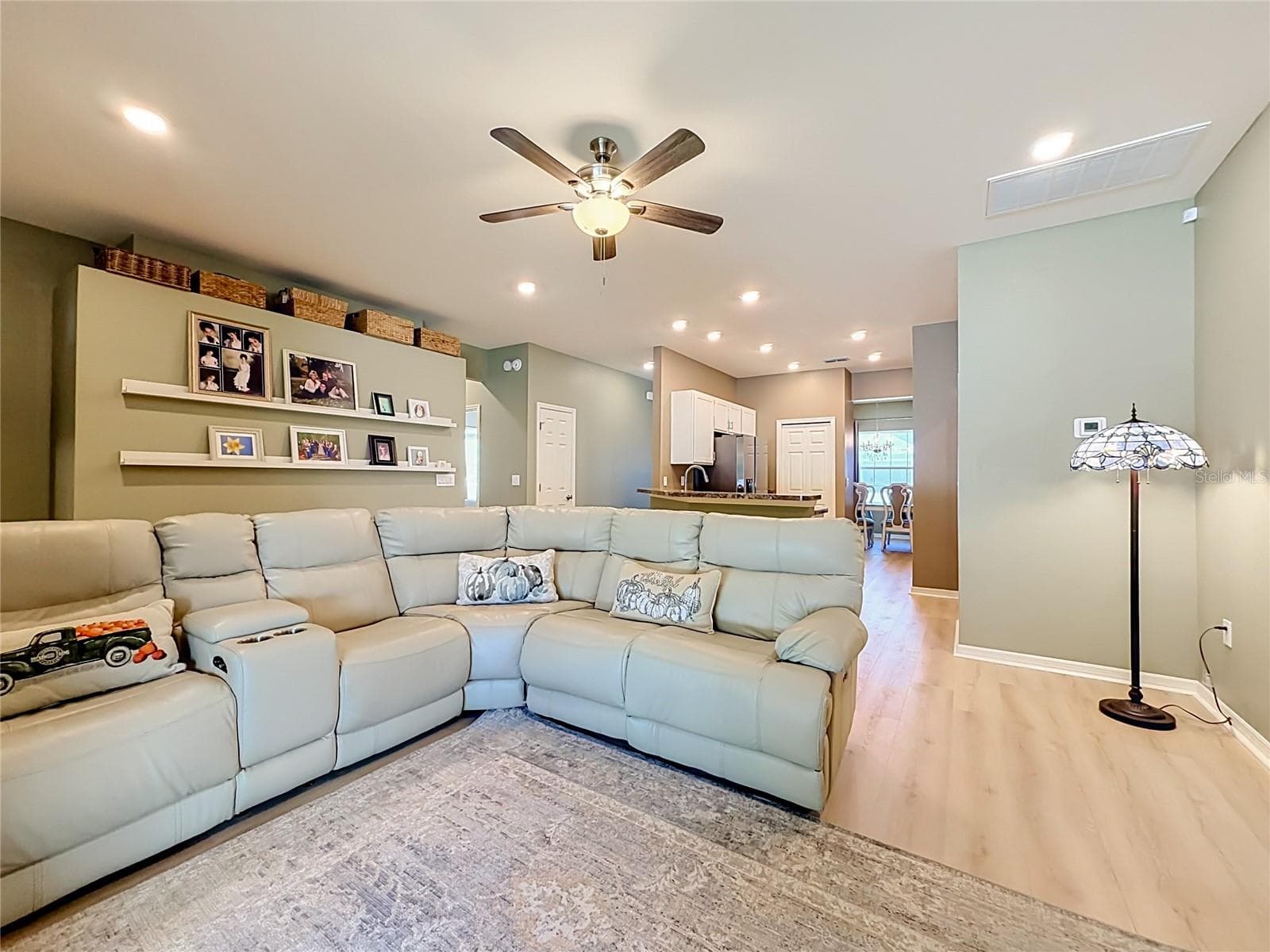 Single Family Residence at 1069 SANDPIPER LOOP, WINTER HAVEN, photo 21 of 59