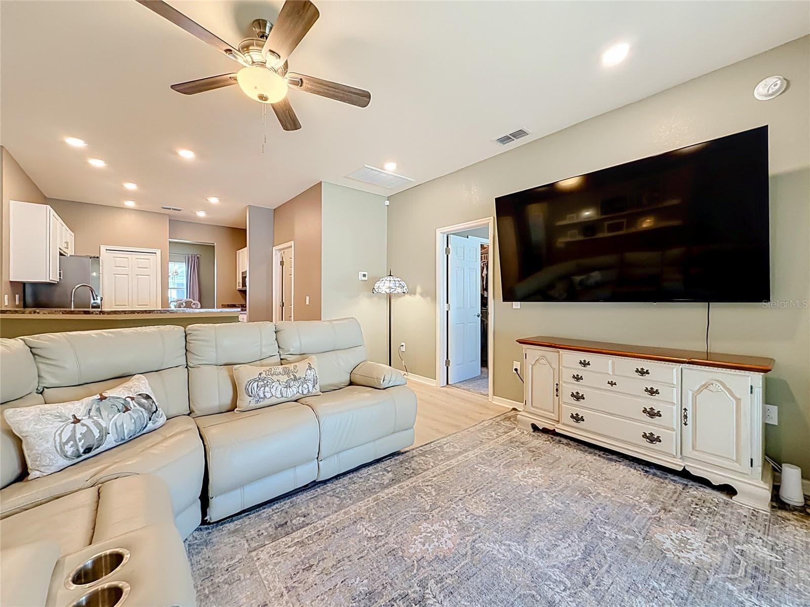 Single Family Residence at 1069 SANDPIPER LOOP, WINTER HAVEN, photo 22 of 59
