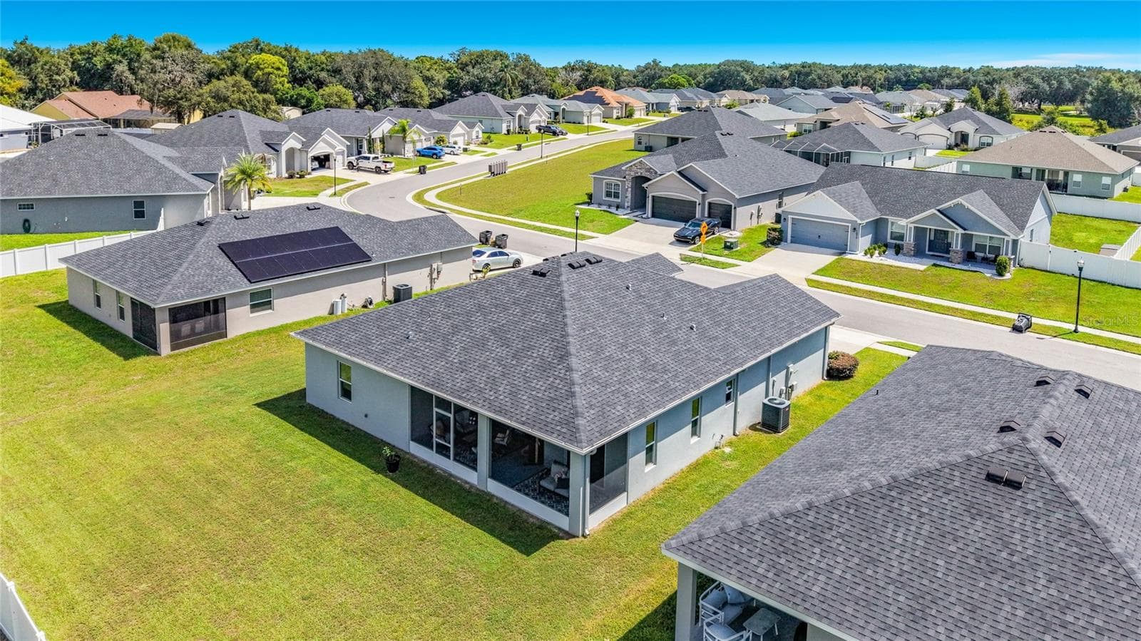 Single Family Residence at 1069 SANDPIPER LOOP, WINTER HAVEN, photo 53 of 59