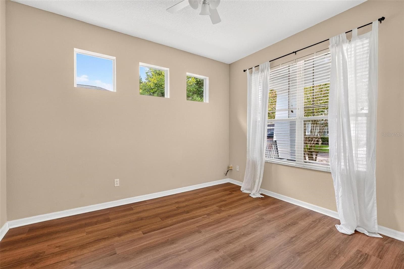 Single Family Residence at 13356 PHOENIX DR, ORLANDO, photo 11 of 119
