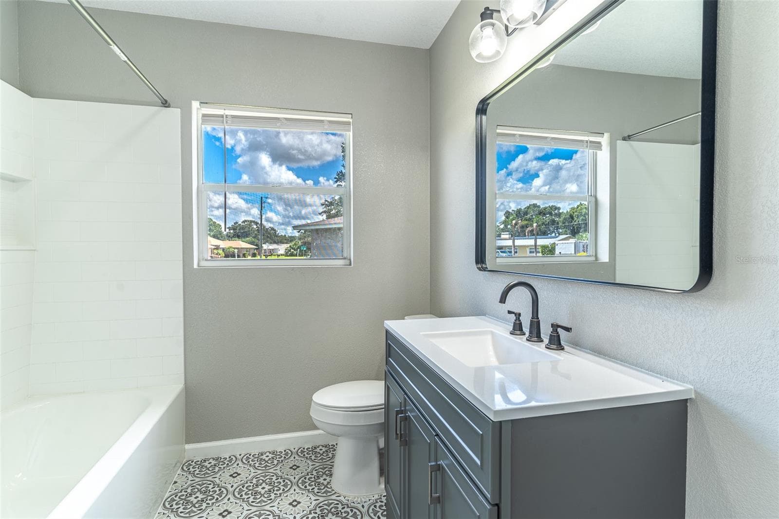 Single Family Residence at 1380 S LAKE ROY DR, WINTER HAVEN, photo 12 of 46