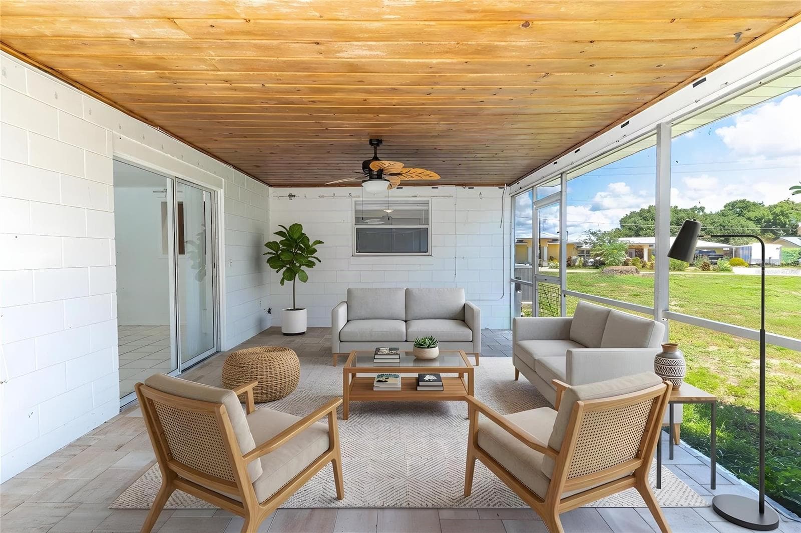 Virtually staged - 1380 S LAKE ROY DR, WINTER HAVEN