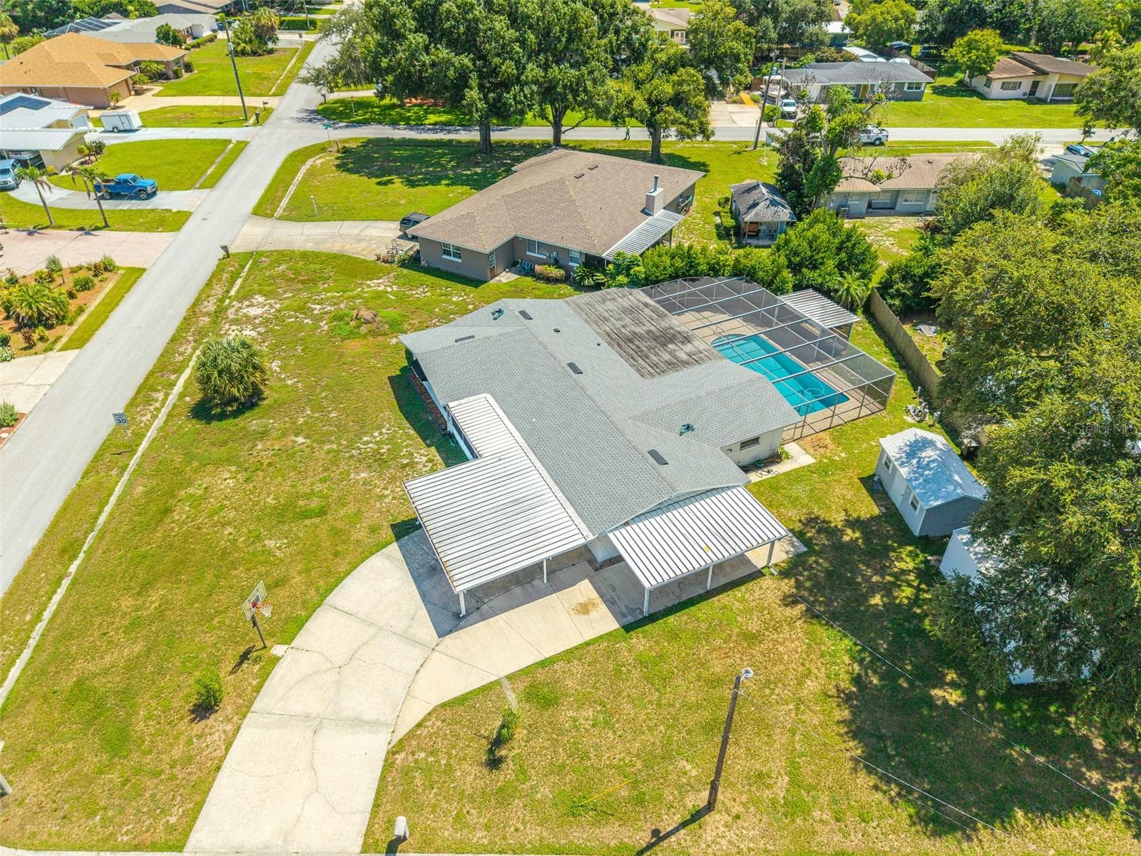 Single Family Residence at 1380 S LAKE ROY DR, WINTER HAVEN, photo 38 of 46