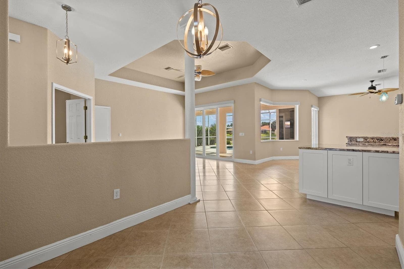 Single Family Residence at 203 LAKE VICTORIA CT, ENGLEWOOD, photo 17 of 79