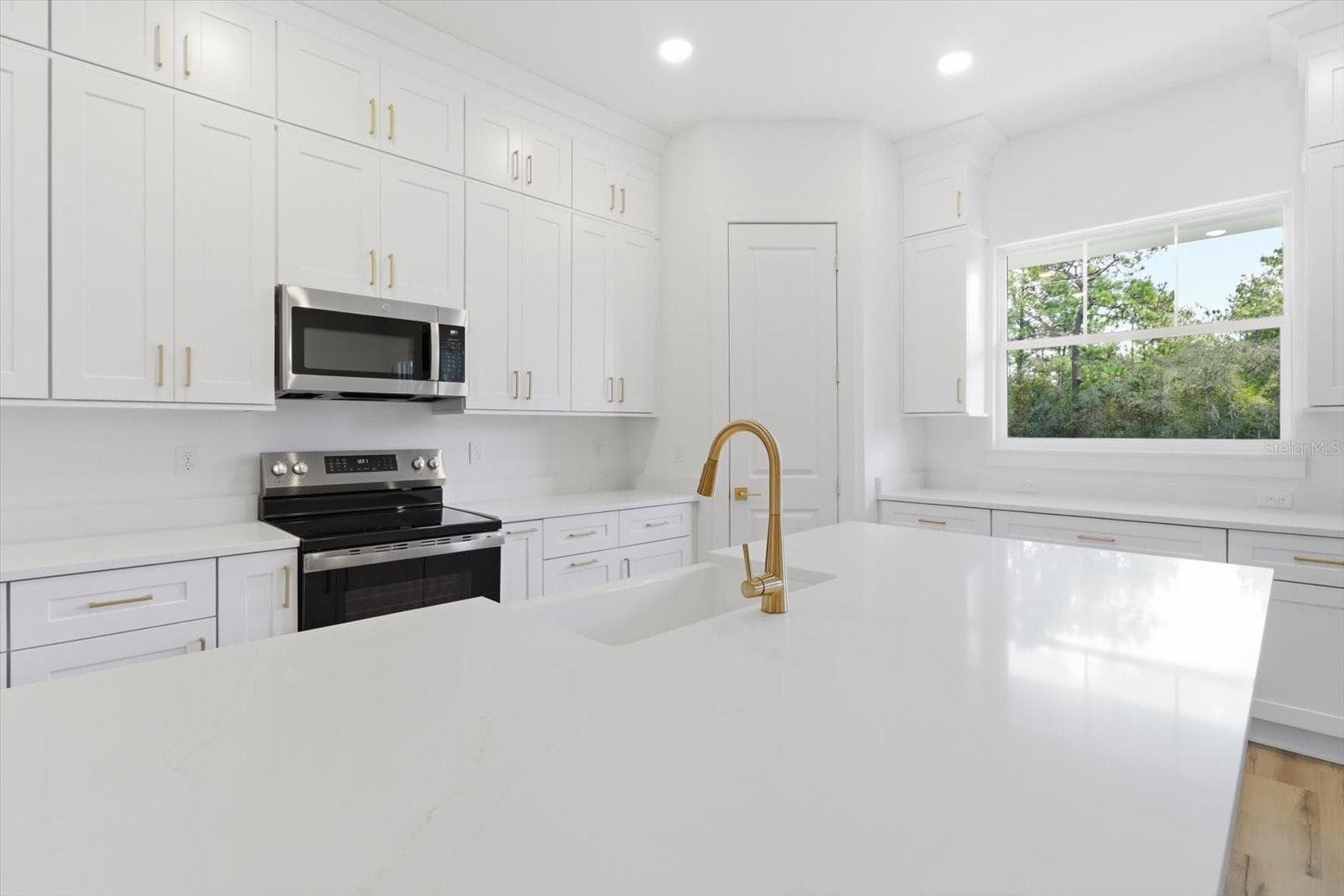 Single Family Residence at 6534 N HARCROSS AVE, DUNNELLON, photo 17 of 46