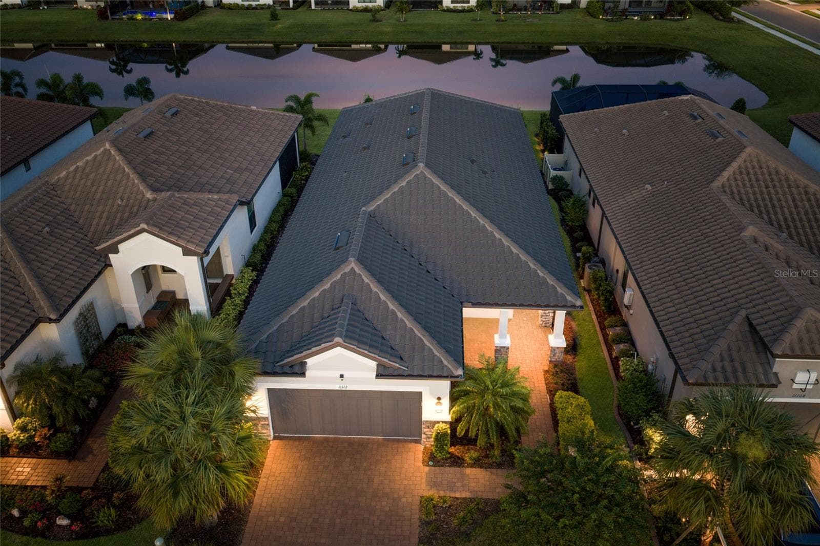 Single Family Residence at 11112 DEVONBRIDGE DR, PALMETTO, photo 2 of 73