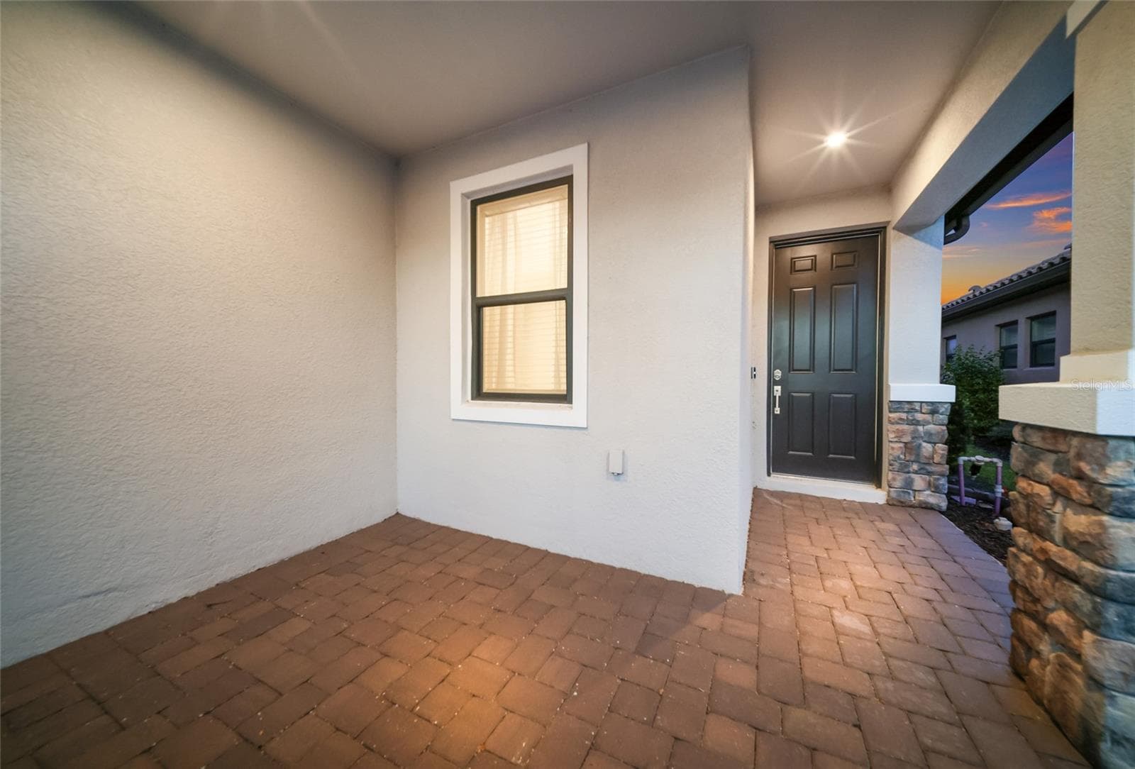 Single Family Residence at 11112 DEVONBRIDGE DR, PALMETTO, photo 5 of 73