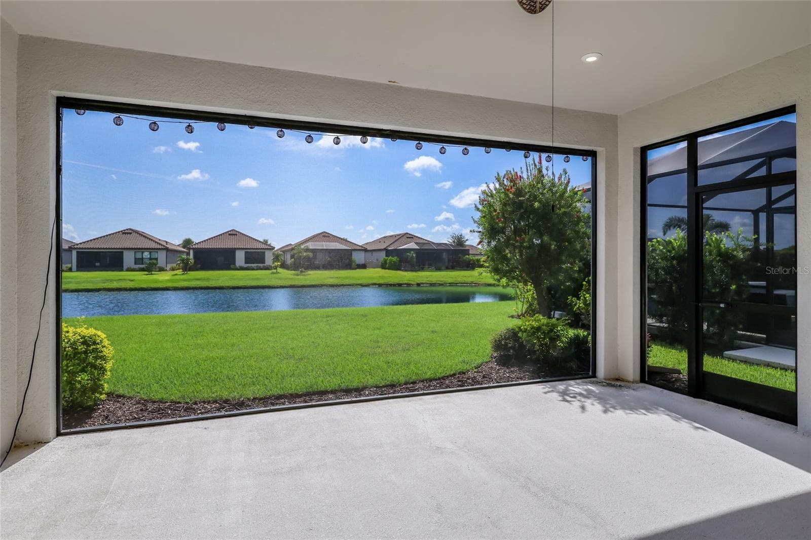 Single Family Residence at 11112 DEVONBRIDGE DR, PALMETTO, photo 49 of 73