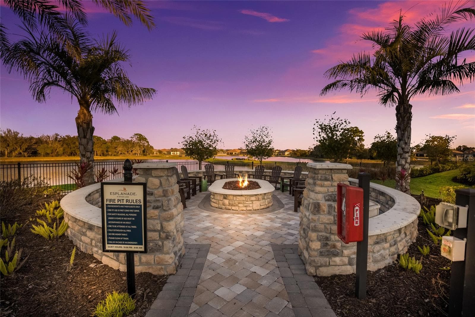 Single Family Residence at 11112 DEVONBRIDGE DR, PALMETTO, photo 71 of 73